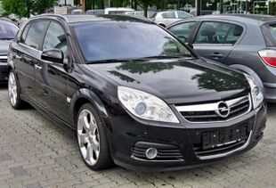 Opel Signum Facelift 20090717 front.JPG