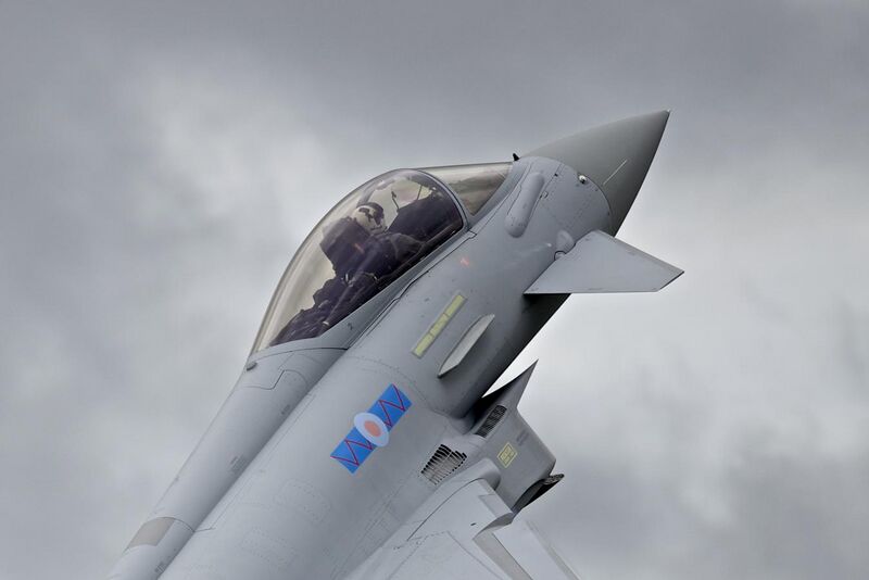 File:RAF Eurofighter Typhoon cockpit.jpg