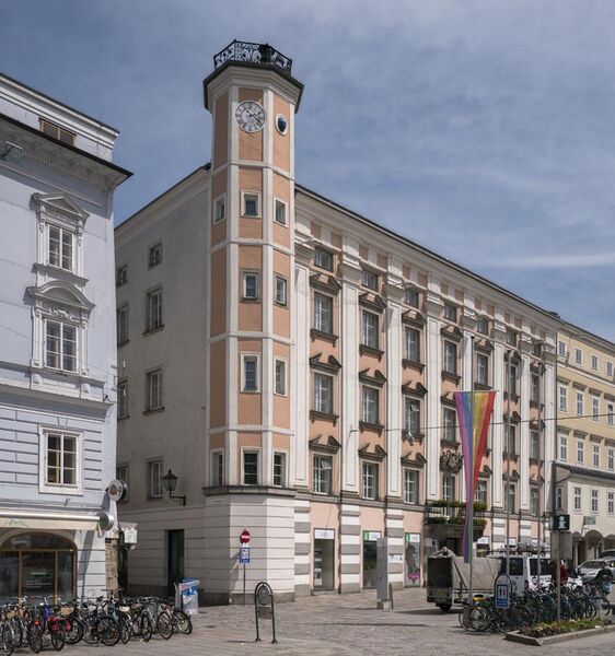 File:Altes Rathaus, Linz.jpg
