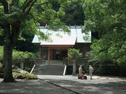 Awa Shrine (安房神社) - panoramio.jpg