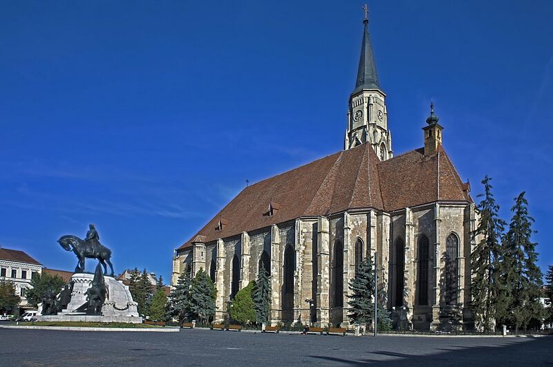File:Cluj Biserica Sfântul Mihail.jpg