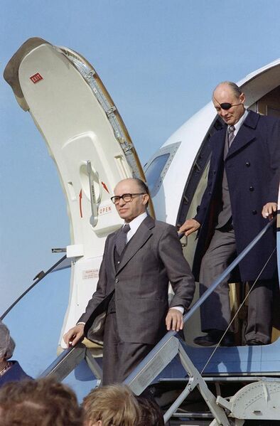 File:Menachem Begin and Moshe Dayan exits from an aircraft.JPEG