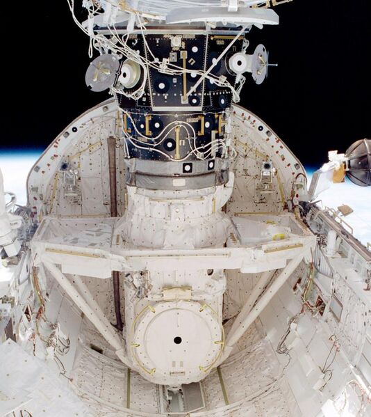 File:Orbiter Docking System (STS-98).jpg