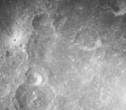 Saenger crater AS16-M-1885.jpg