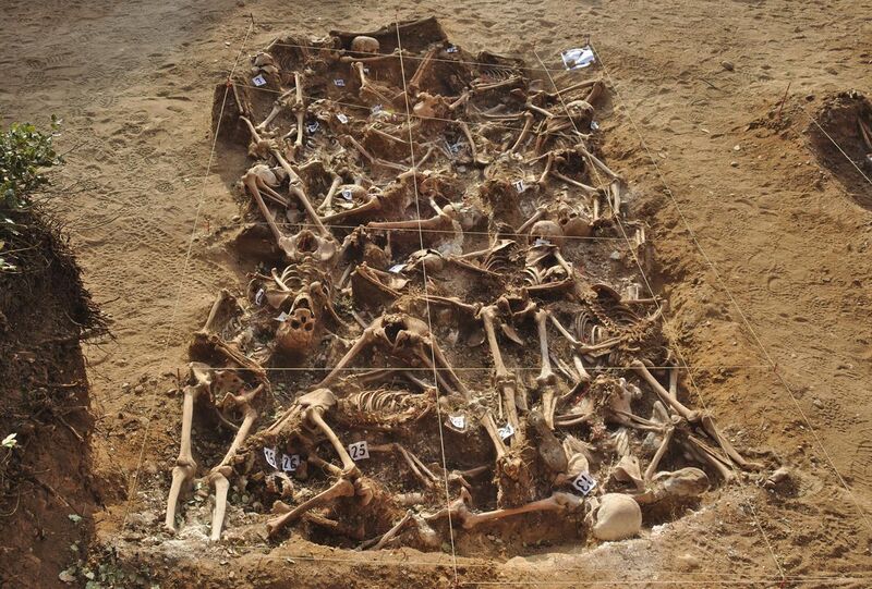 File:Spanish Civil War - Mass grave - Estépar, Burgos.jpg