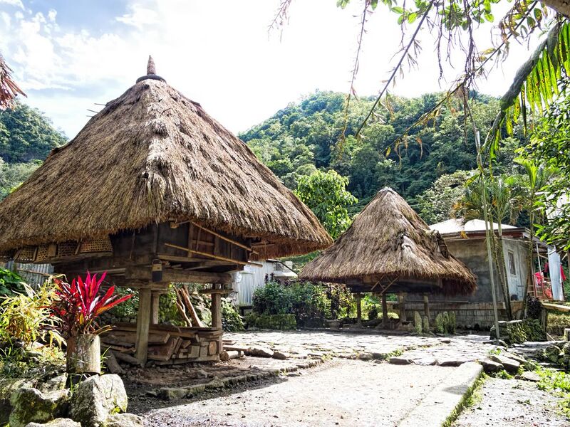 File:Traditional stilt houses in Bangaan of the Ifugao people.jpg
