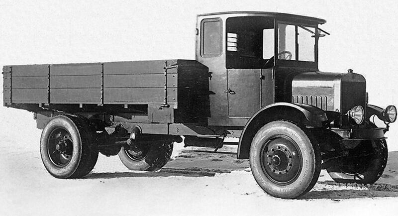 File:Ya-3 - Soviet heavy truck, 1925-1928.jpg