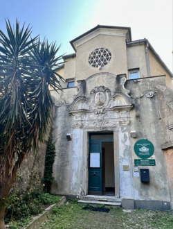 Antica Farmacia Sant'Anna Genova 1.png