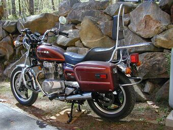 Honda CM400T 1979.JPG