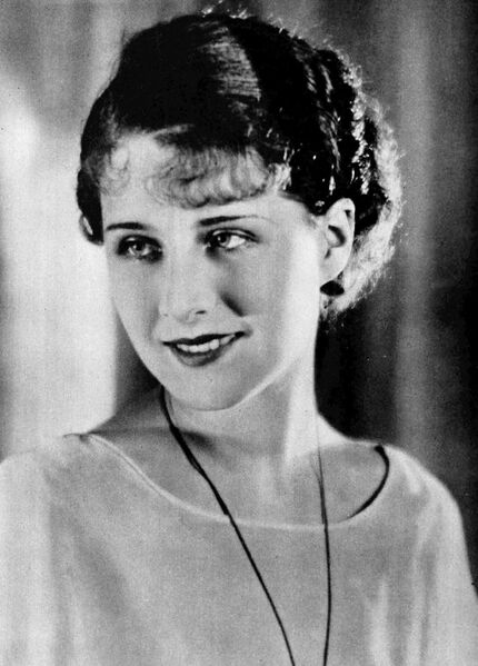 File:Norma Shearer 1926.jpg