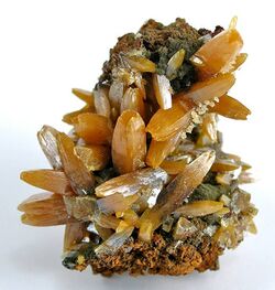 Wulfenite-154384.jpg