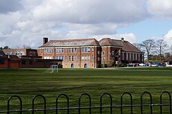 Beverley Grammar School, Queensgate, Beverley (geograph 4402169).jpg