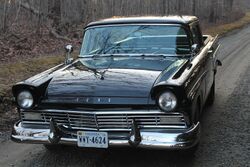 Ford Custom Ranchero-1957.jpg