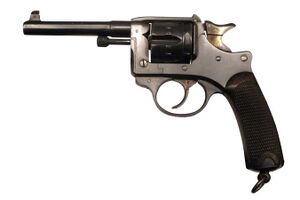 France service revolver, Model 1892, 8 mm - National World War I Museum - Kansas City, MO - DSC07474-white.jpg