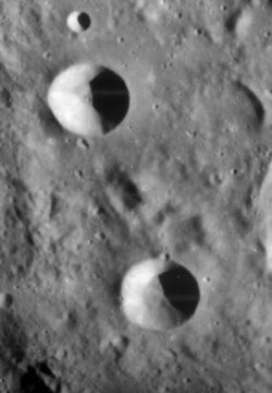 Theon Sr Theon Jr craters 4090 h1.jpg