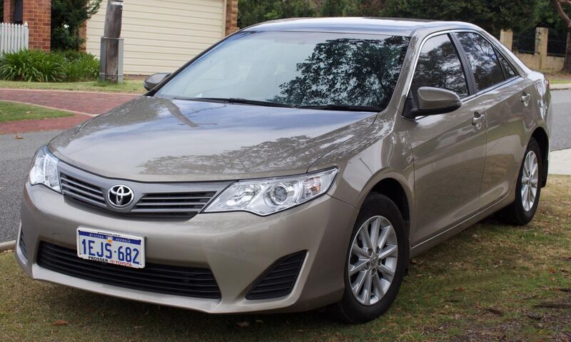 File:2013 Toyota Camry (ASV50R) Altise sedan (2015-10-18) 01.jpg