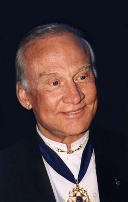 Buzz Aldrin in 2001.jpg