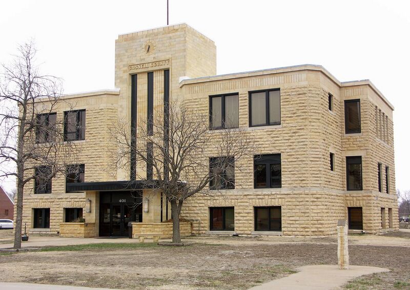 File:Russell County Court House, Russell, Kansas.jpg