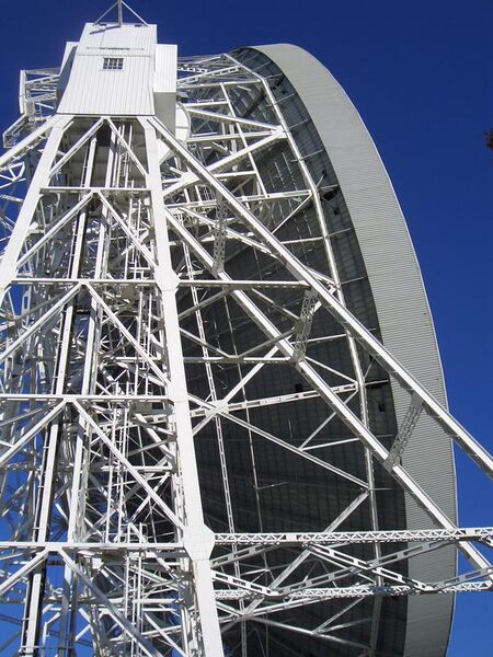 File:Lovell Telescope 4.jpg