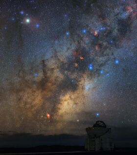 Antares overlooking an Auxiliary Telescope.jpg