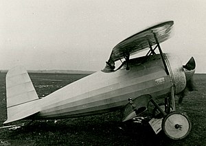 Anthony Fokker in de cockpit van de Fokker V.1 2161 026084.jpg