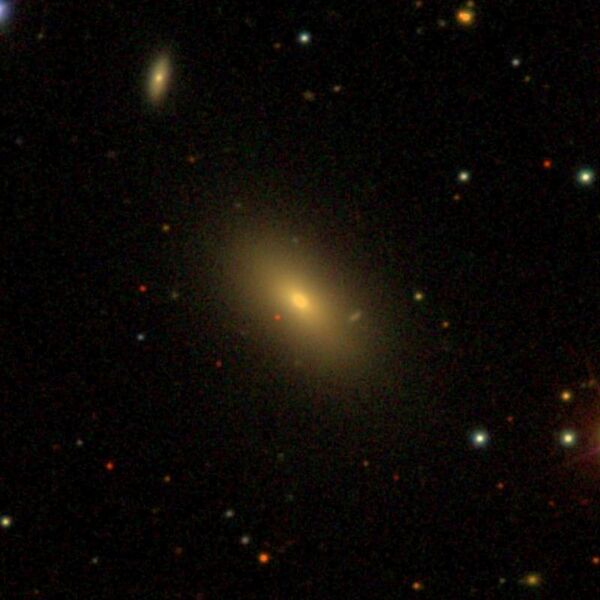 File:NGC7777 - SDSS DR14.jpg