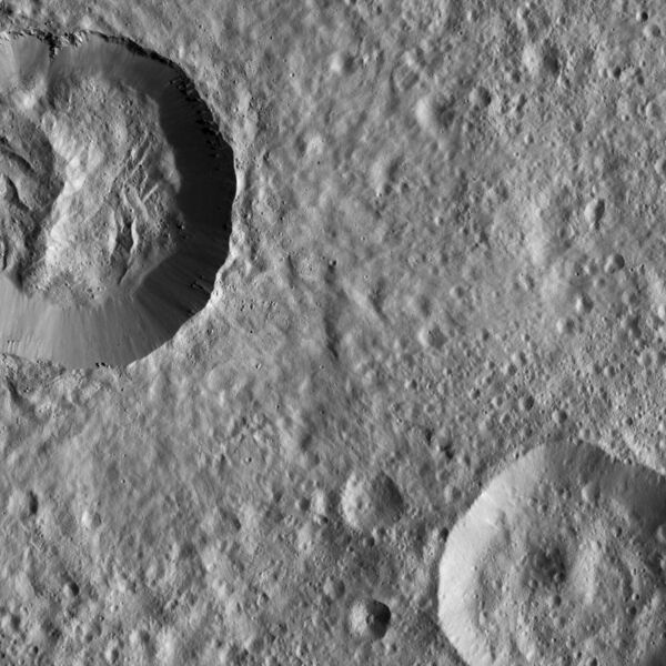 File:PIA20580-Ceres-DwarfPlanet-Dawn-4thMapOrbit-LAMO-image85-20160322.jpg