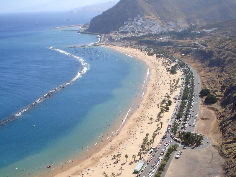 File:Playa de Las Teresitas en Santa Cruz.jpg