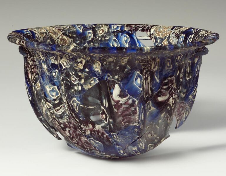 File:Ribbed mosaic glass bowl MET DP141529 (cropped).jpg