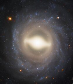 NGC1015 - HST - Potw1811a.jpg