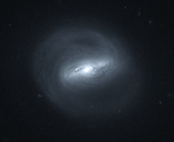 NGC 4253 -hst 11662 547nm.png