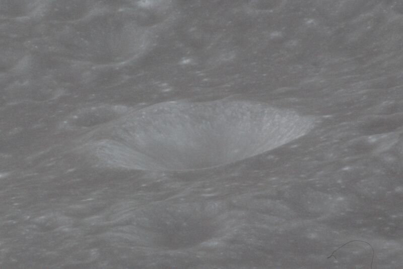 File:Rankine crater AS14-73-10132.jpg