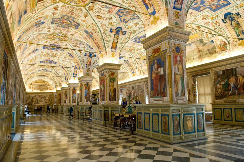 File:The Sistine Hall of the Vatican Library (2994335291).jpg