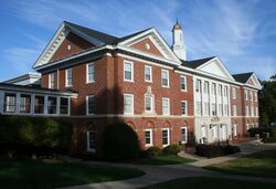 Vandiver Hall at Anderson University, South Carolina.JPG