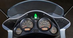 Varadero 125 Cockpit.jpg