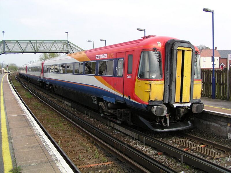 File:2402 'County of Hampshire' at Wool.JPG