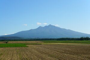 140828 Mount Shari Hokkaido Japan01b6s3.jpg