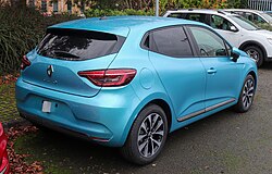 2019 Renault Clio Iconic Rear.jpg