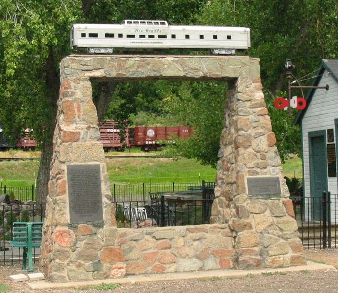 File:Glenwood Canyon monument at Colorado Railroad Museum.jpg