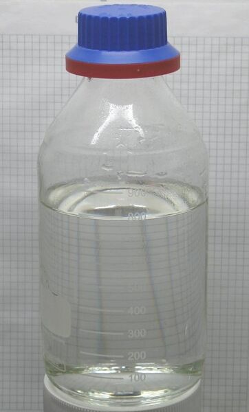 File:Hydrochloric acid 30 percent.jpg