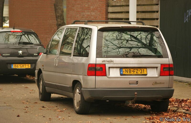 File:1995 Citroën Evasion 2.0i X (15896535335).jpg