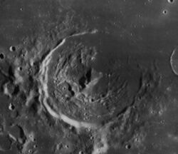Doppelmayer crater 4143 h1.jpg