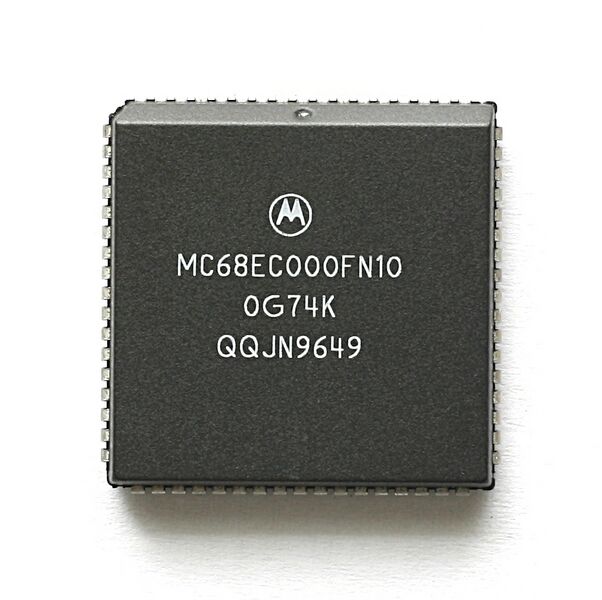 File:KL Motorola 68EC000 PLCC.jpg