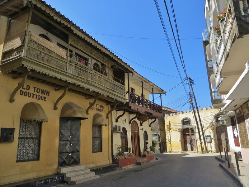 File:Mombasa old town view.JPG