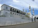Mosque in Moroni, Comoros (3923026238).jpg