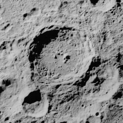 Olcott crater AS16-M-3001 ASU.jpg