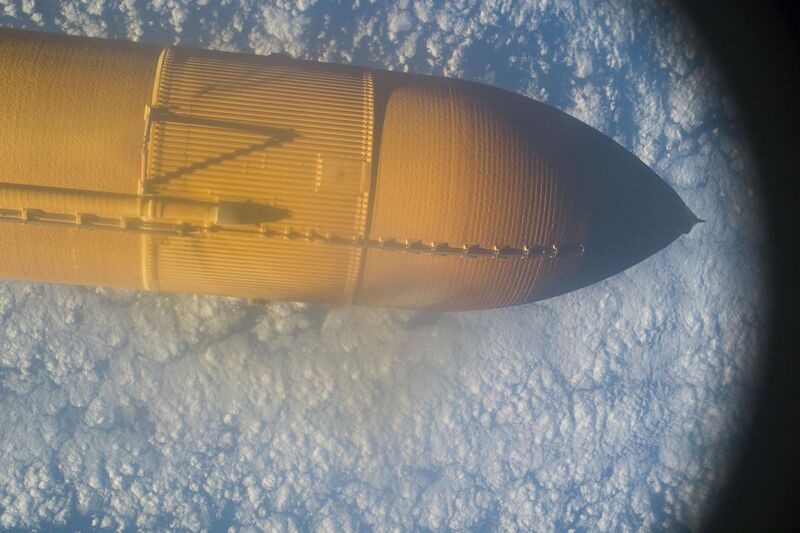 File:STS-129 External Tank Separation.jpg