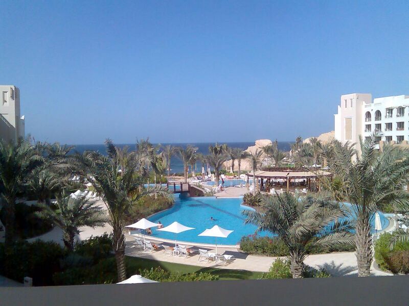 File:Shangri La resort in Muscat.jpg