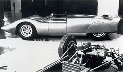 La De Tomaso P70 in prima assoluta al salone dell'auto sportiva di Torino nel febbraio 1965.jpg