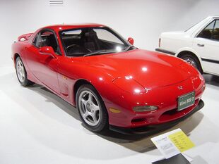 Mazda-rx7-3rd-generation01.jpg